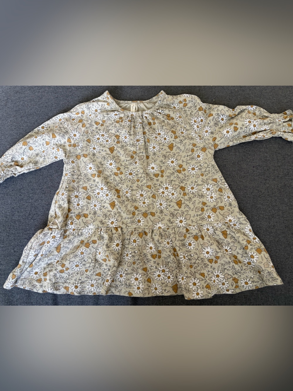 Rylee + Cru Beige Floral Daisy Snap-Front Dress